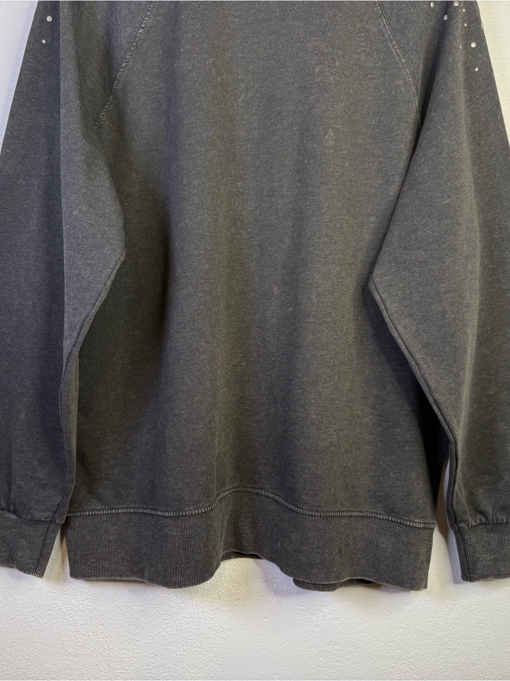 Maurices Stud Embellished Charcoal Gray Crew Neck Pullover Sweatshirt Size XL - Picture 11 of 15